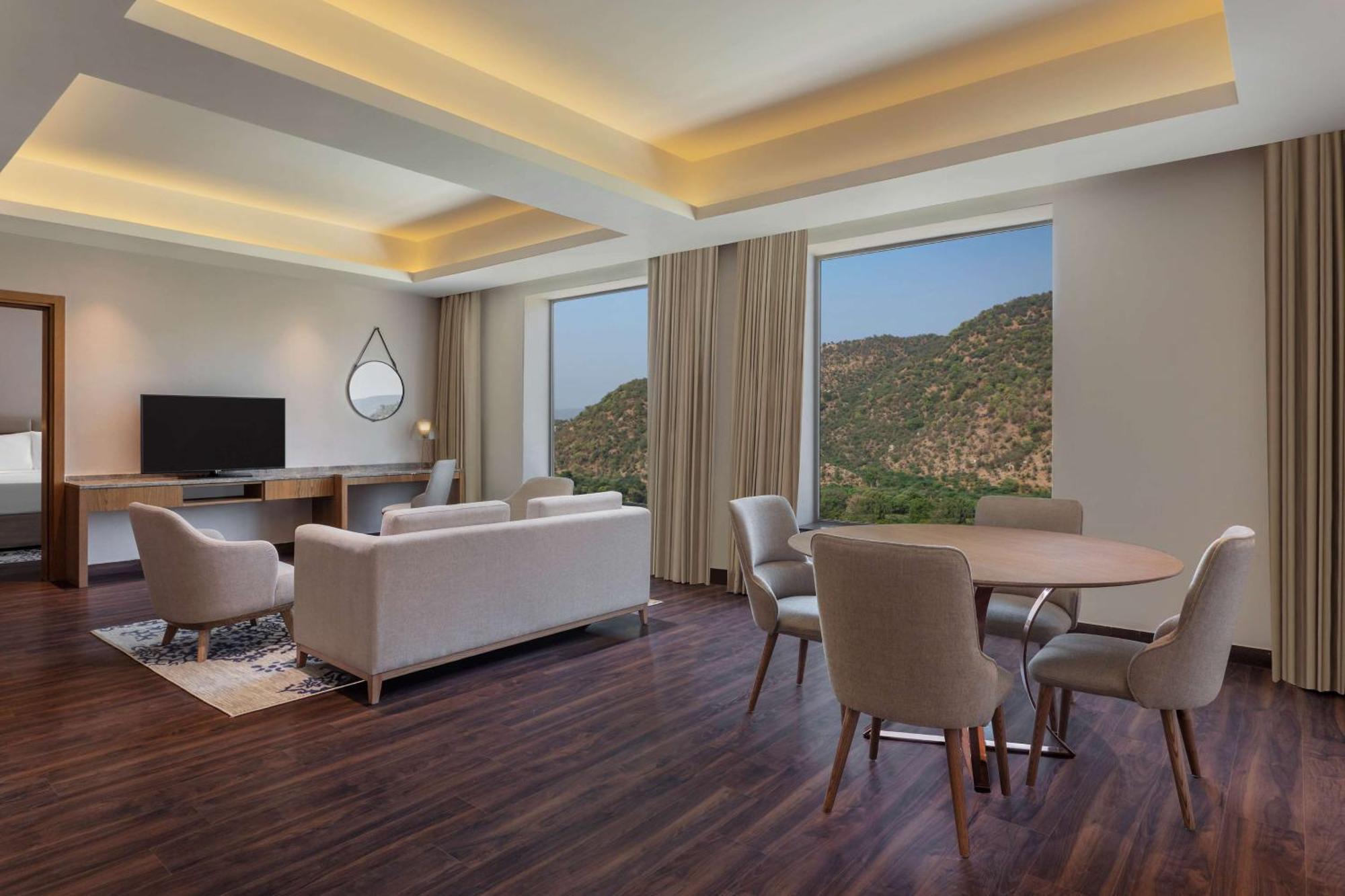 Doubletree By Hilton Jaipur Amer Exteriér fotografie